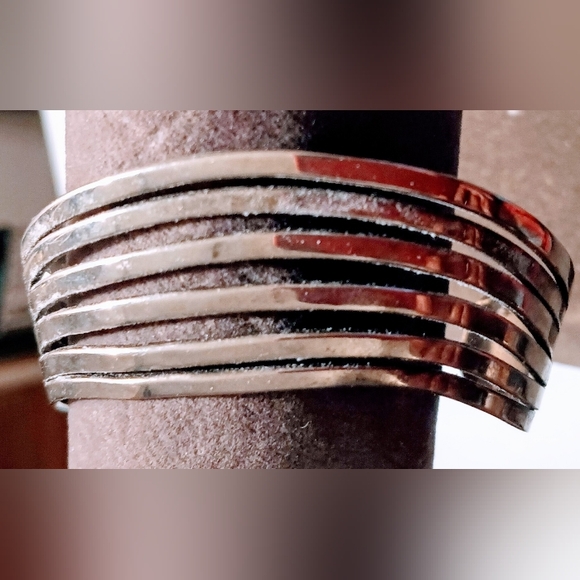 Vintage Native Navajo Cuff Spiral design pattern Size 7 inches length Bracelet - Picture 2 of 7